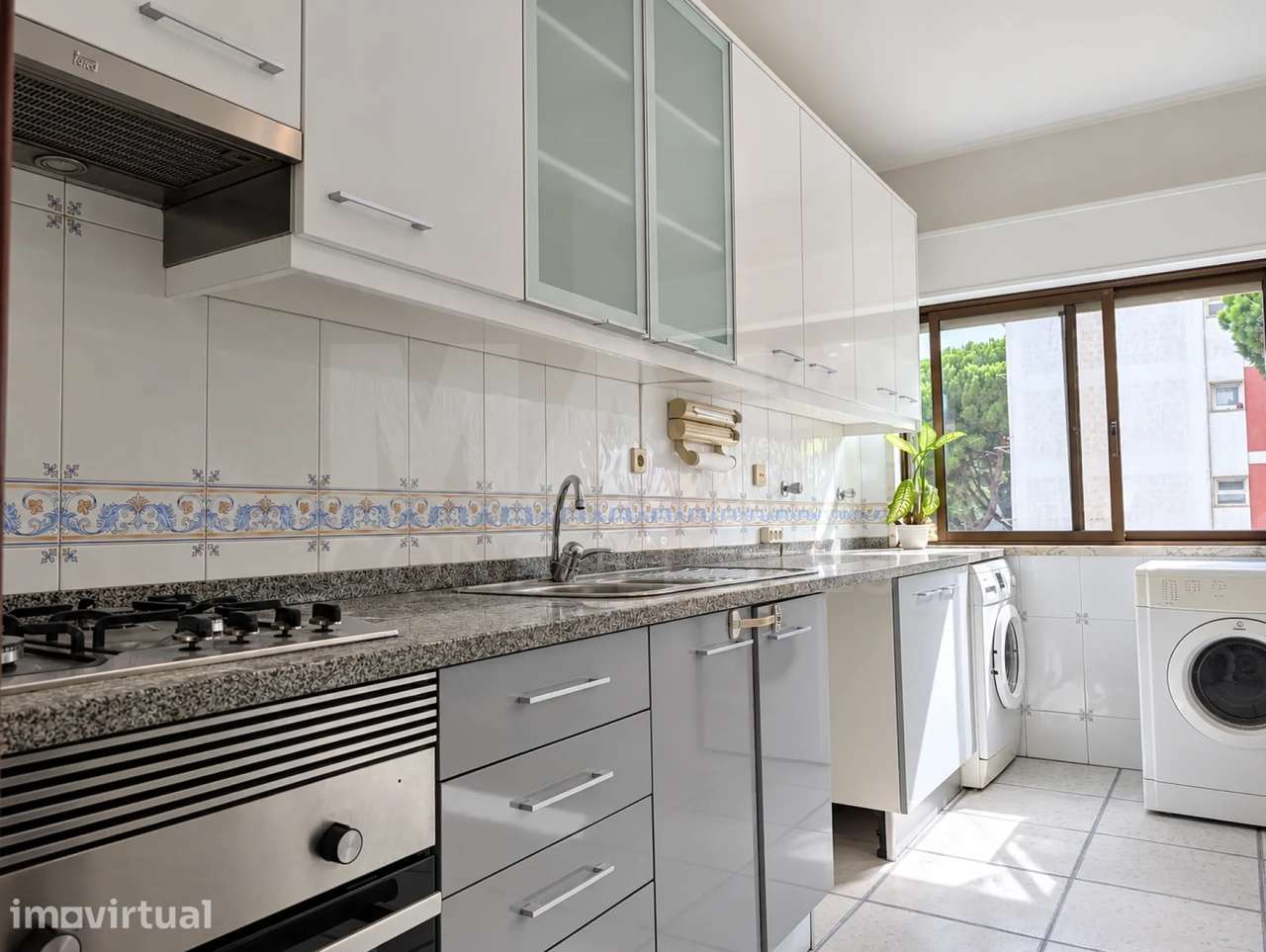 Apartamento T3 no Centro Carnaxide - Grande imagem: 2/17
