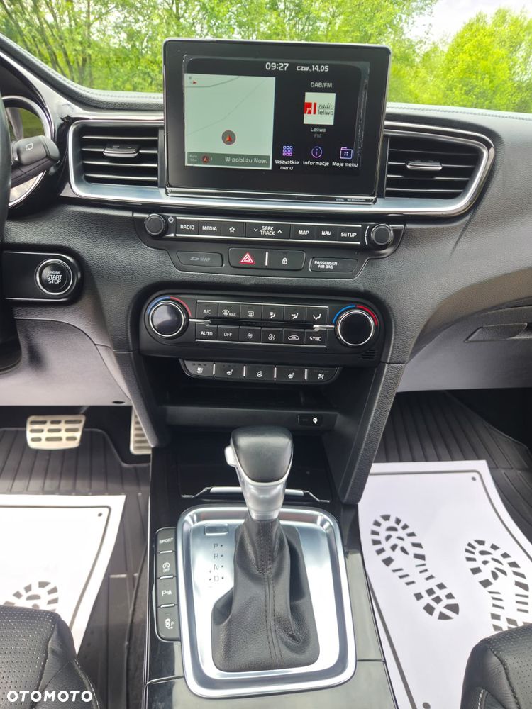 Kia Ceed 1.6 CRDi DCT Platinum Edition - 17