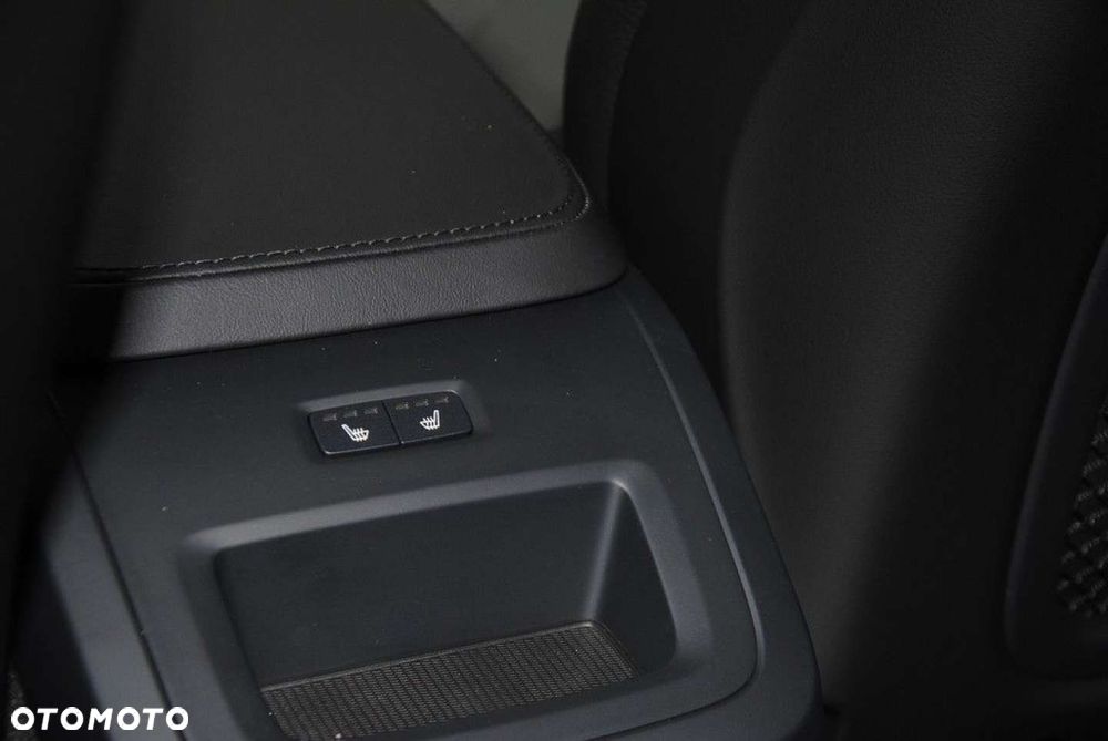Volvo XC 90 - 17