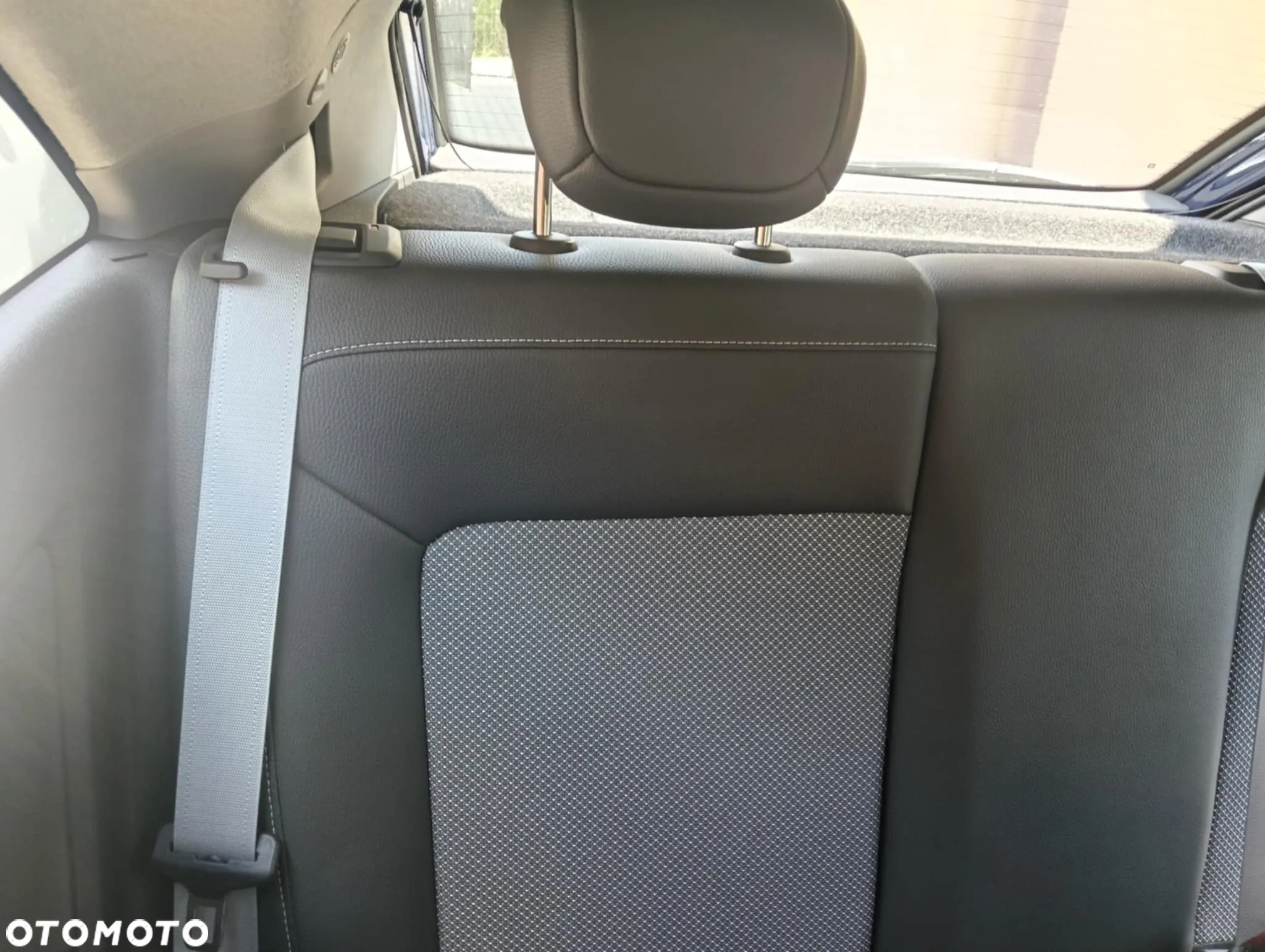 Opel Corsa 1.4 16V Cosmo - 10