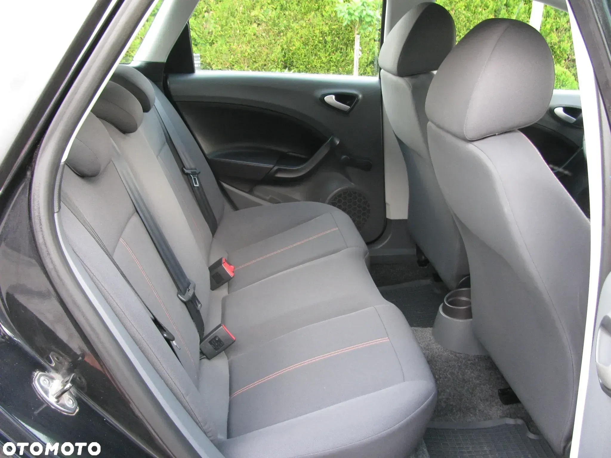 Seat Ibiza 1.4 16V Style - 28