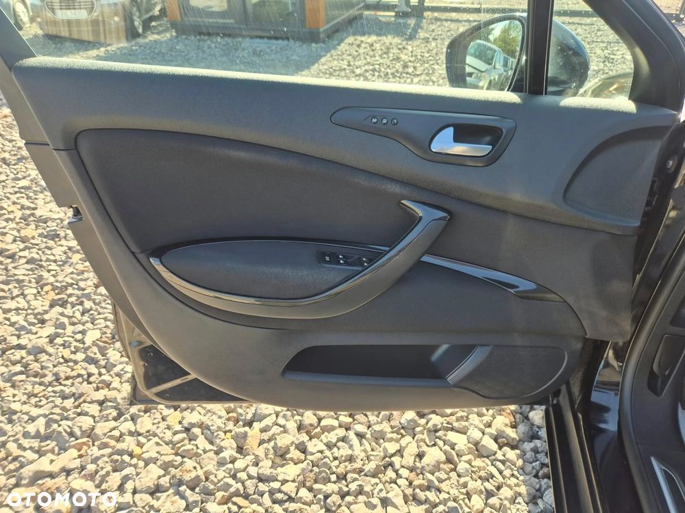Citroën C5 2.0 HDi Attraction - 24