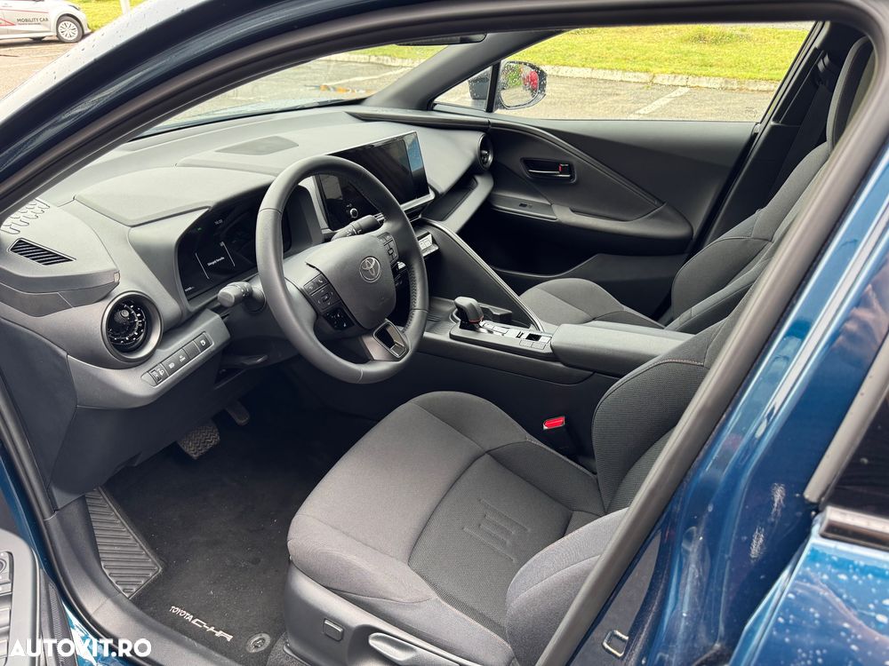 Toyota C-HR 2.0 PHEV 223 CP 4x2 CVT Dynamic - 8