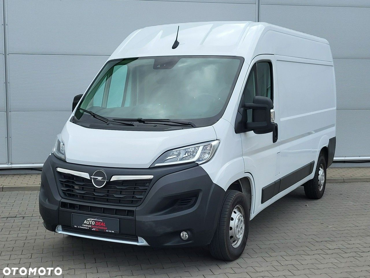Opel Movano - 8