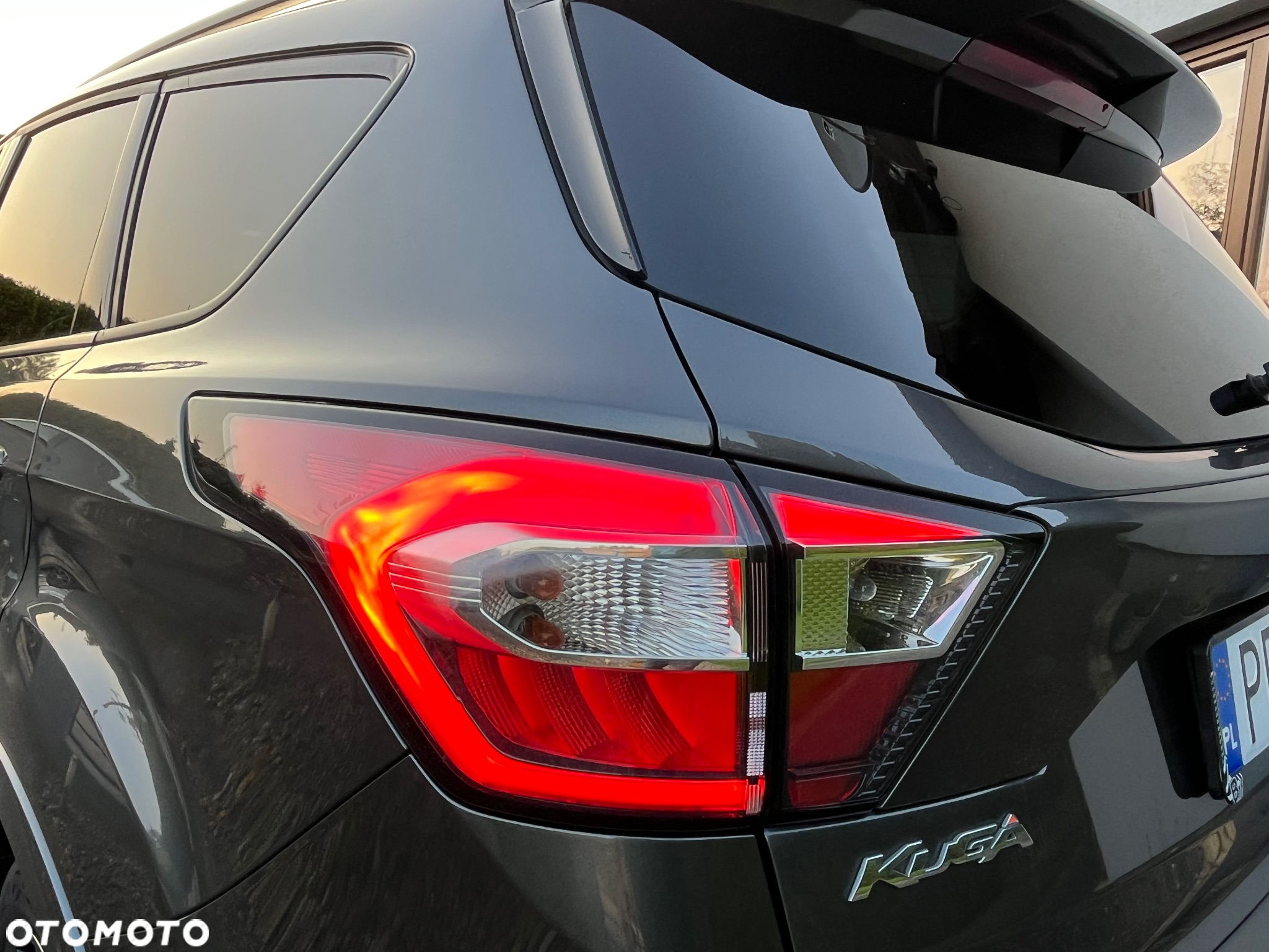 Ford Kuga 1.5 EcoBoost 2x4 ST-Line - 16