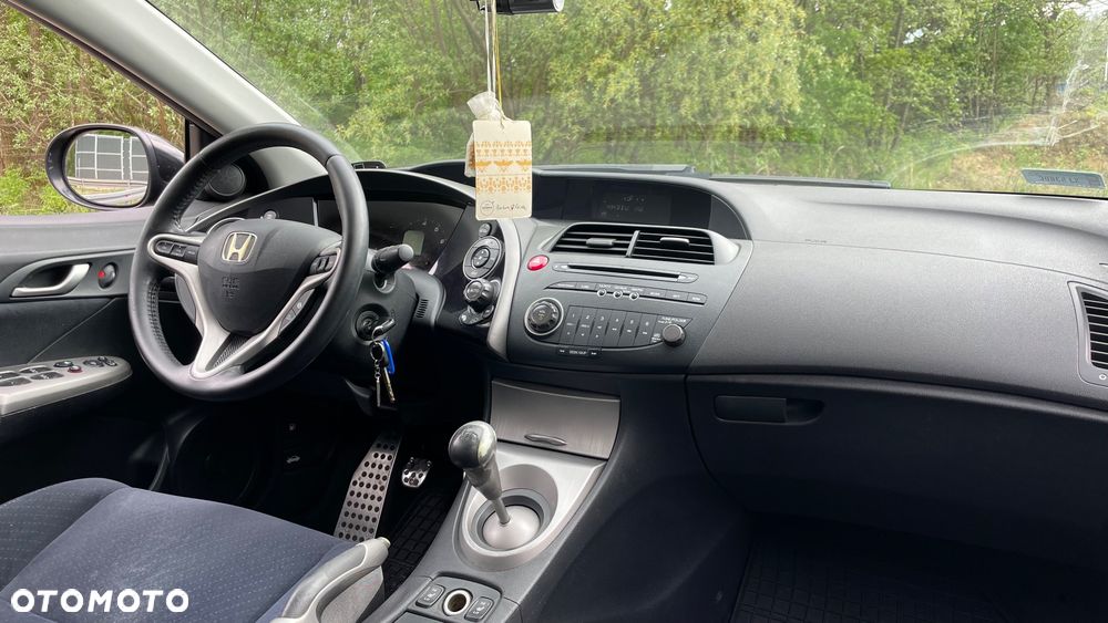Honda Civic 1.8 Sport - 12