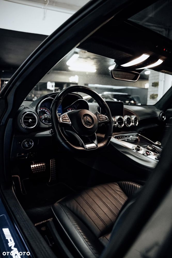 Mercedes-Benz AMG GT - 6