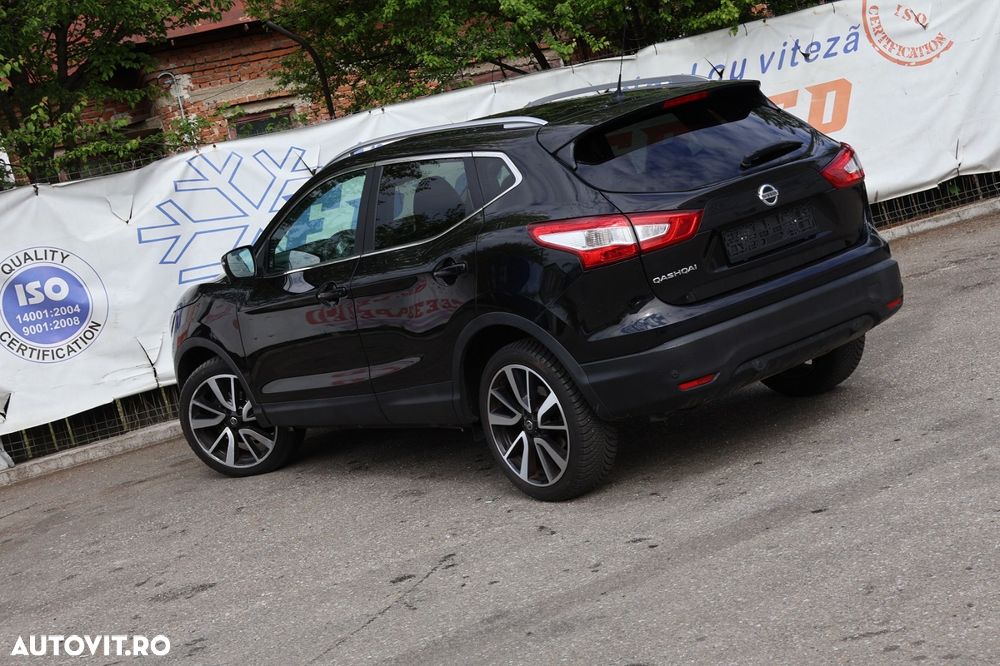 Nissan Qashqai 1.6 DCI Xtronic TEKNA+ - 6