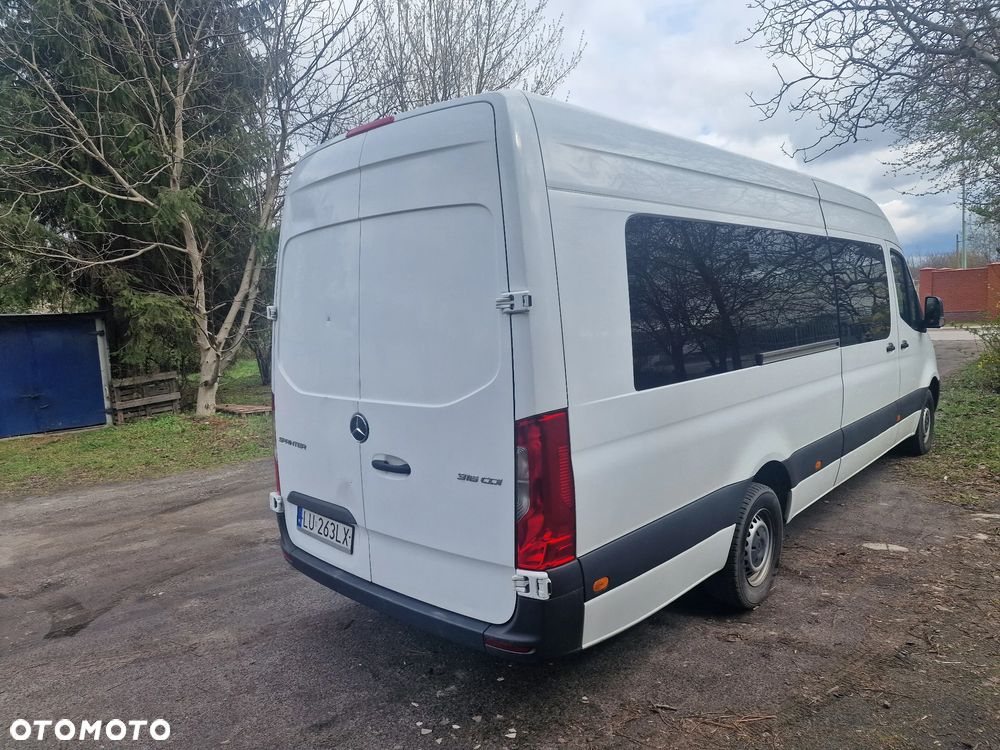 Mercedes-Benz Sprinter - 4