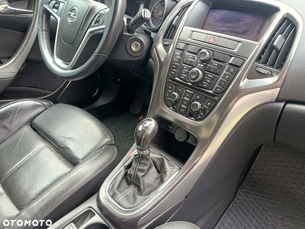 Opel Astra - 16