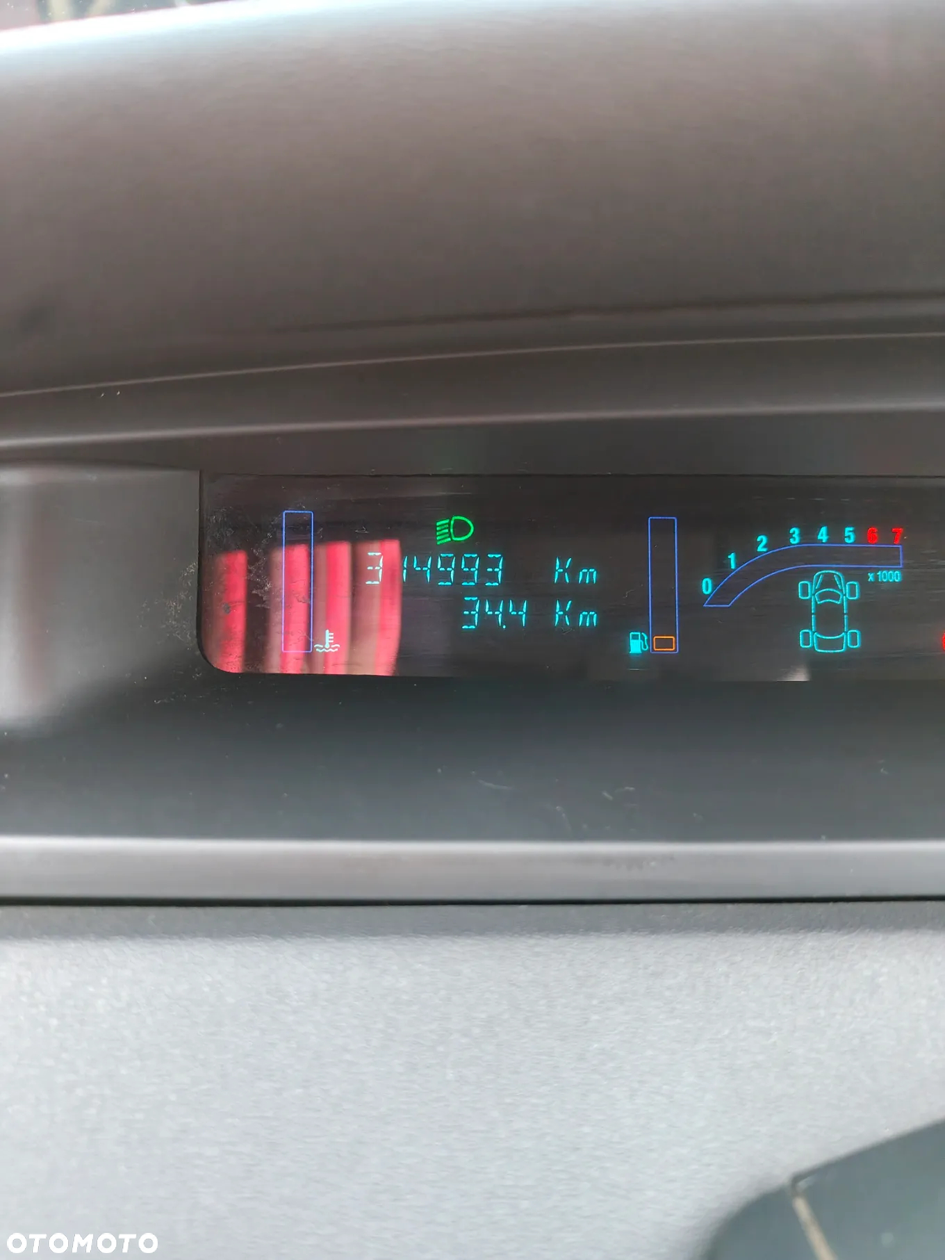 Renault Grand Scenic - 9