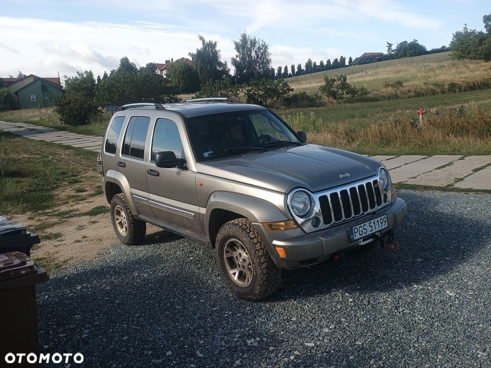 Jeep Cherokee - 2