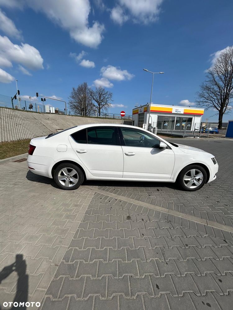 Skoda Octavia 1.6 TDI Style - 2