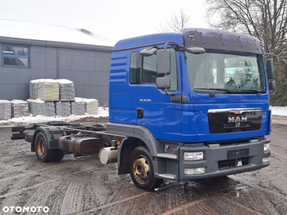 MAN TGL 10.220 - 3