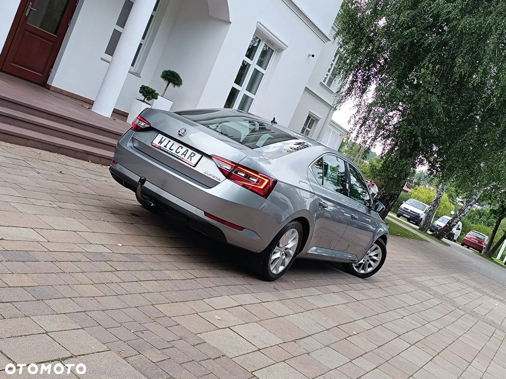 Skoda Superb 1.4 TSI ACT DSG Ambition - 39