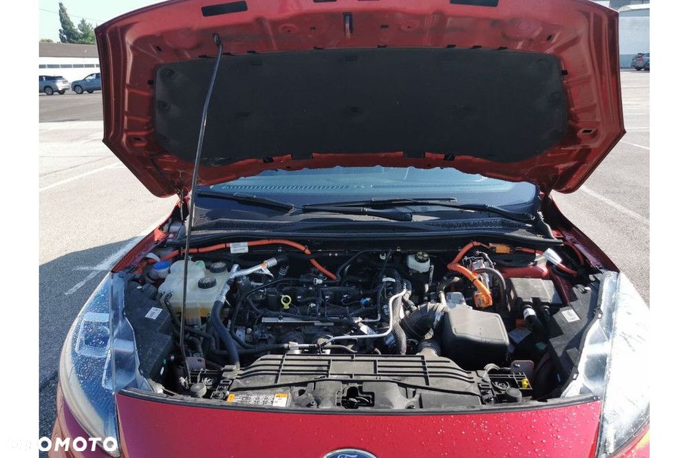 Ford Kuga - 11