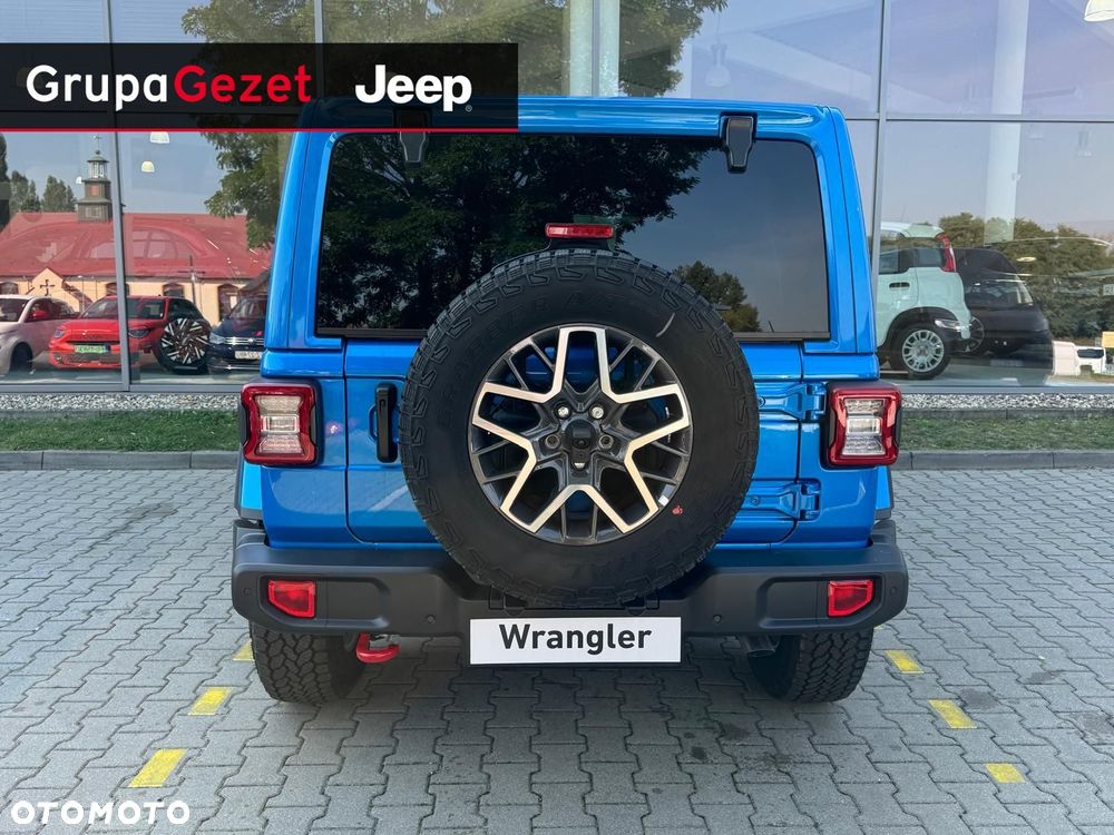 Jeep Wrangler - 4