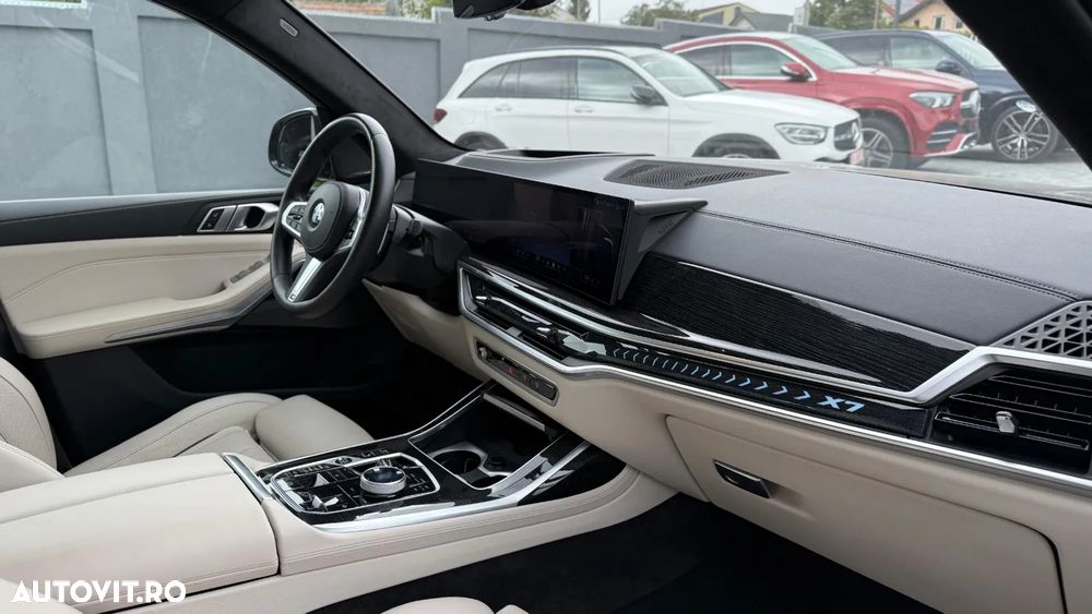 BMW X7 xDrive40d AT MHEV - 13