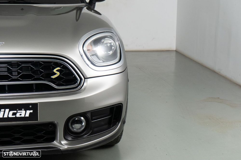 MINI Countryman Cooper SE ALL4 Auto - 17