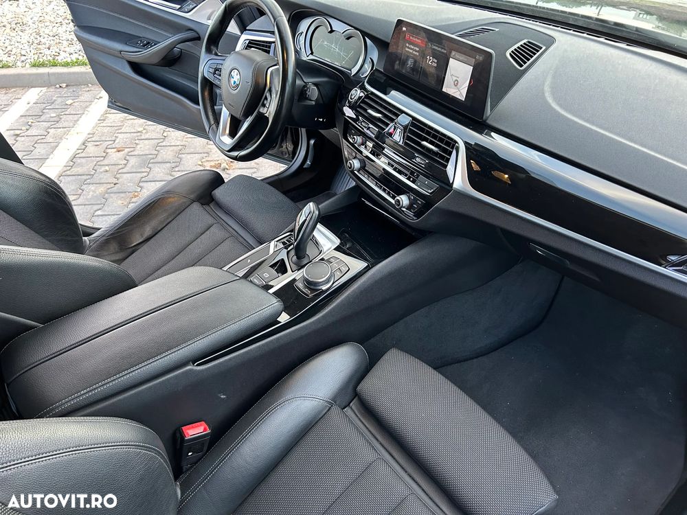 BMW Seria 5 530d xDrive Aut. Sport Line - 19