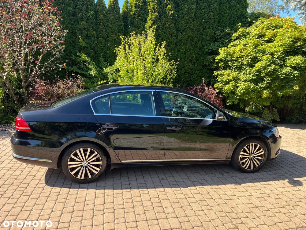 Volkswagen Passat 2.0 TDI Highline DSG - 2