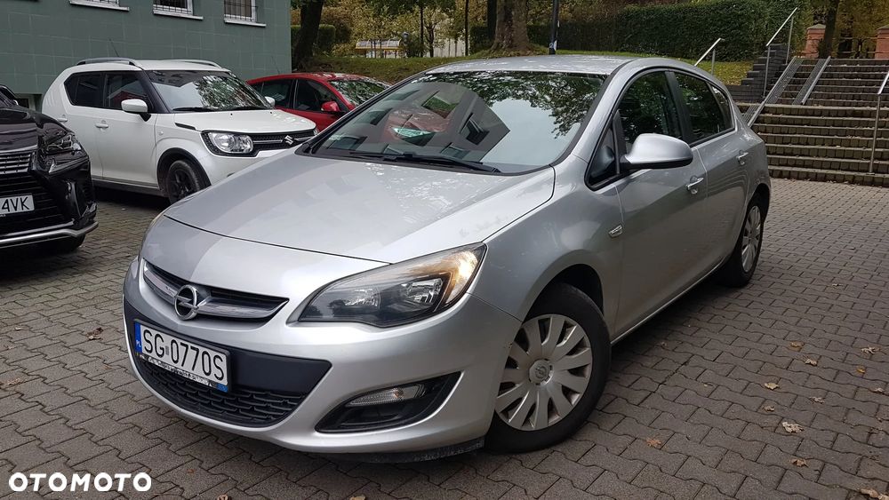 Opel Astra - 1