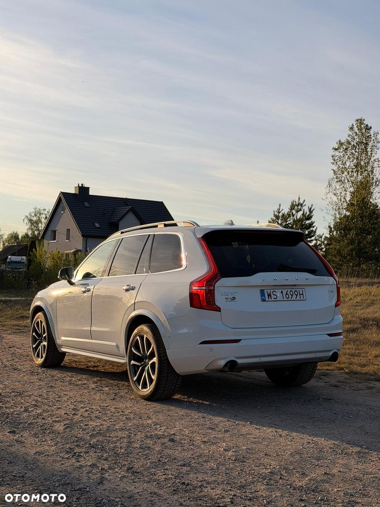 Volvo XC 90 - 4