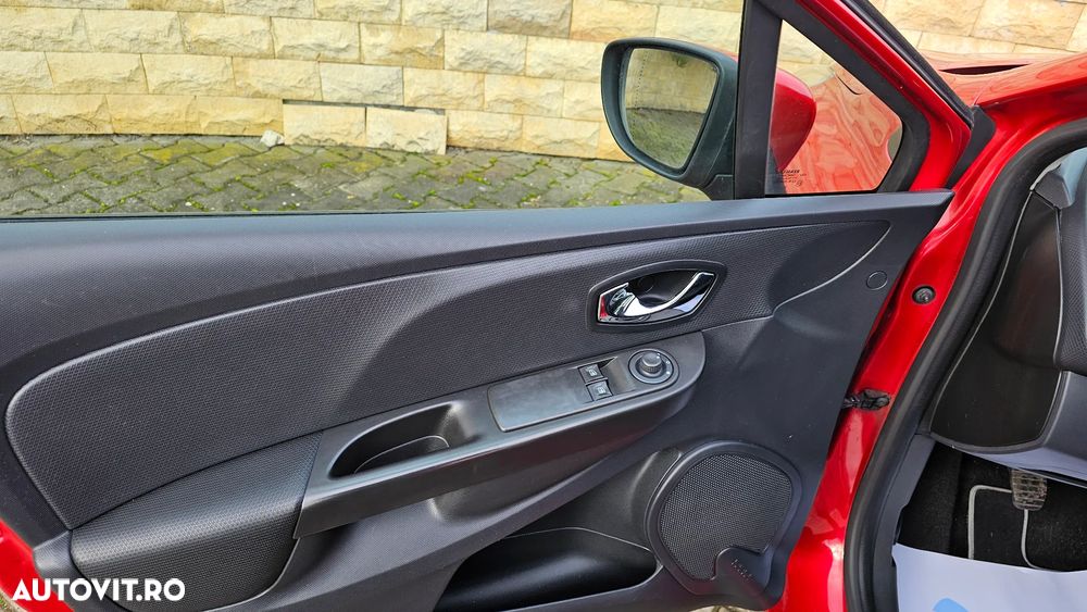 Renault Clio TCe 90 Limited - 20