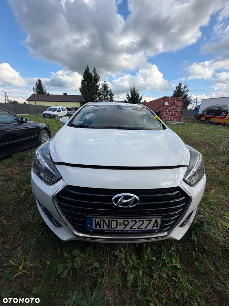 Hyundai i40 1.7 CRDi Classic DCT - 2