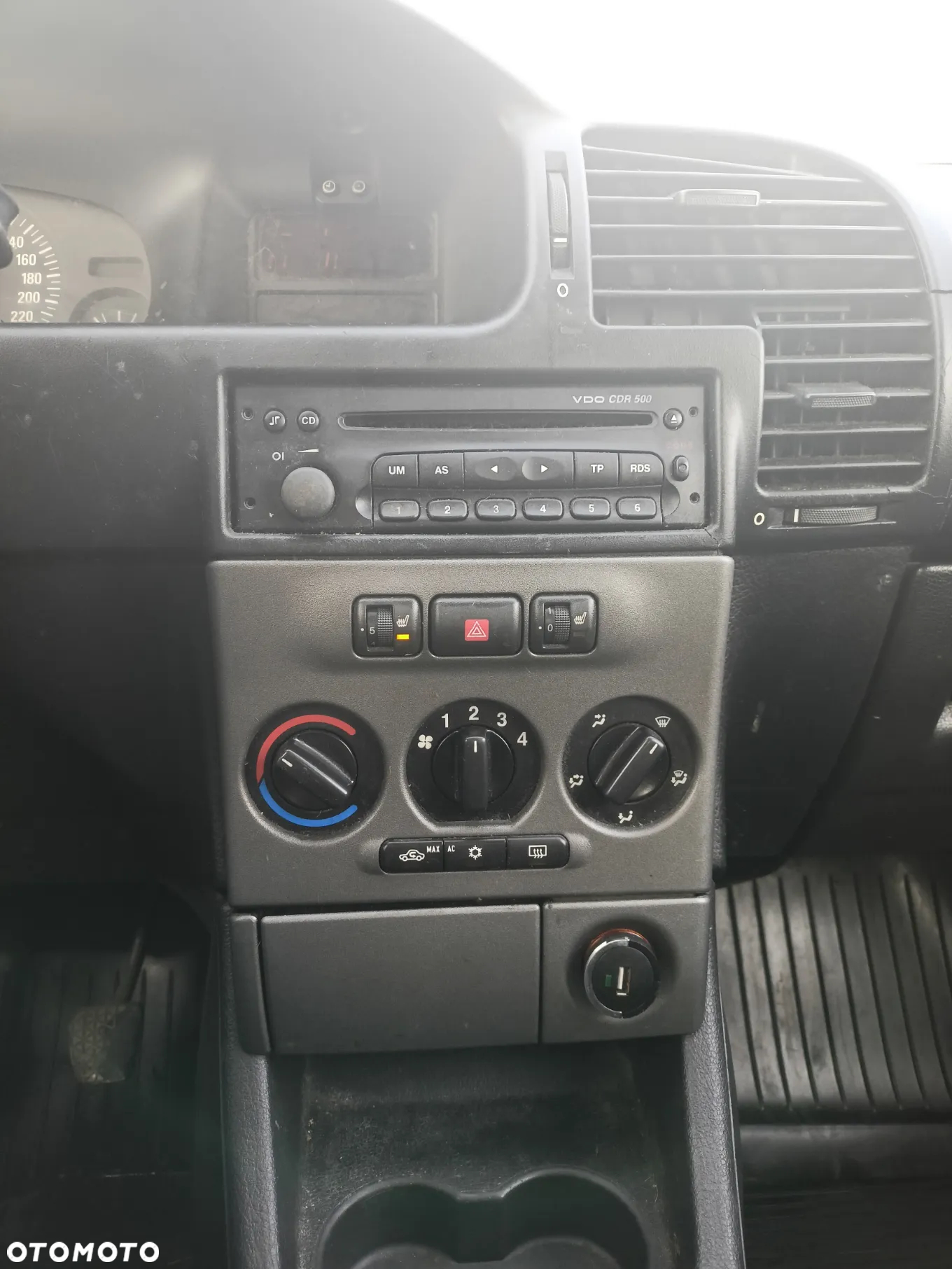Opel Zafira - 12