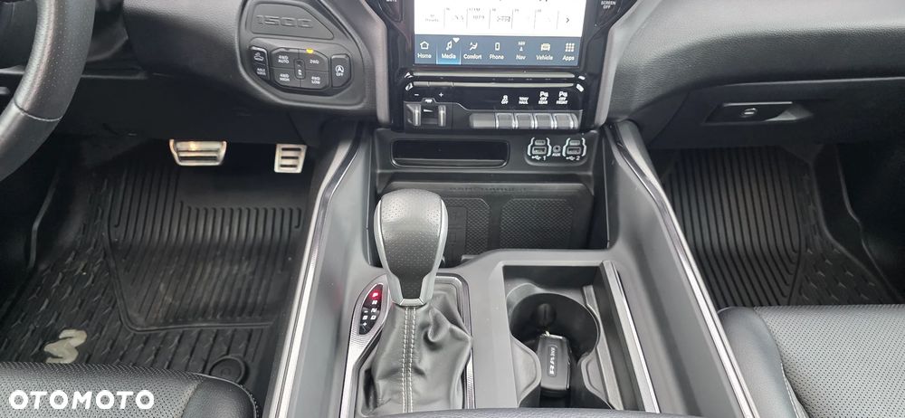 RAM 1500 5.7 Crew Cab Rebel - 29