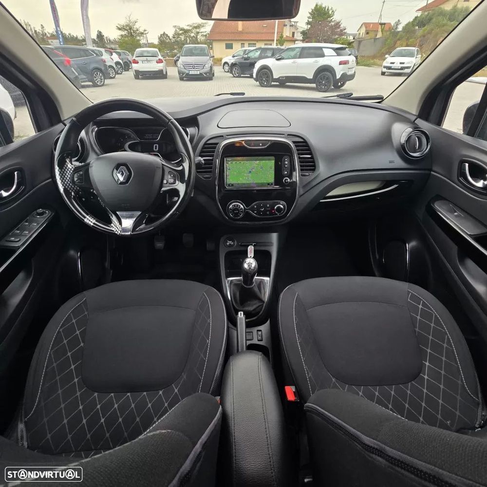 Renault Captur - 16