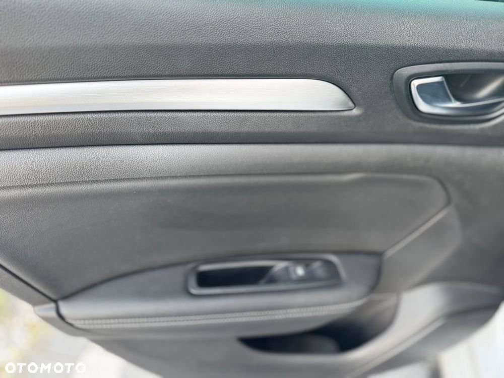 Renault Megane 1.3 TCe FAP Intens - 29