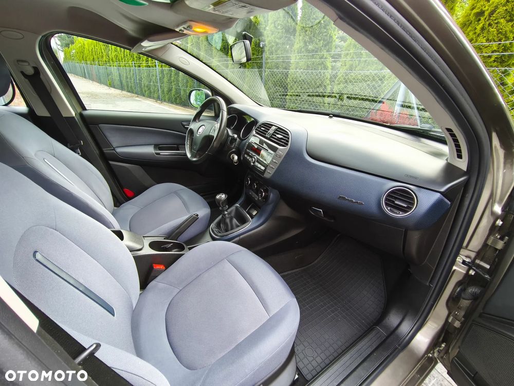 Fiat Bravo 1.4 T-JET 16V Dynamic - 19