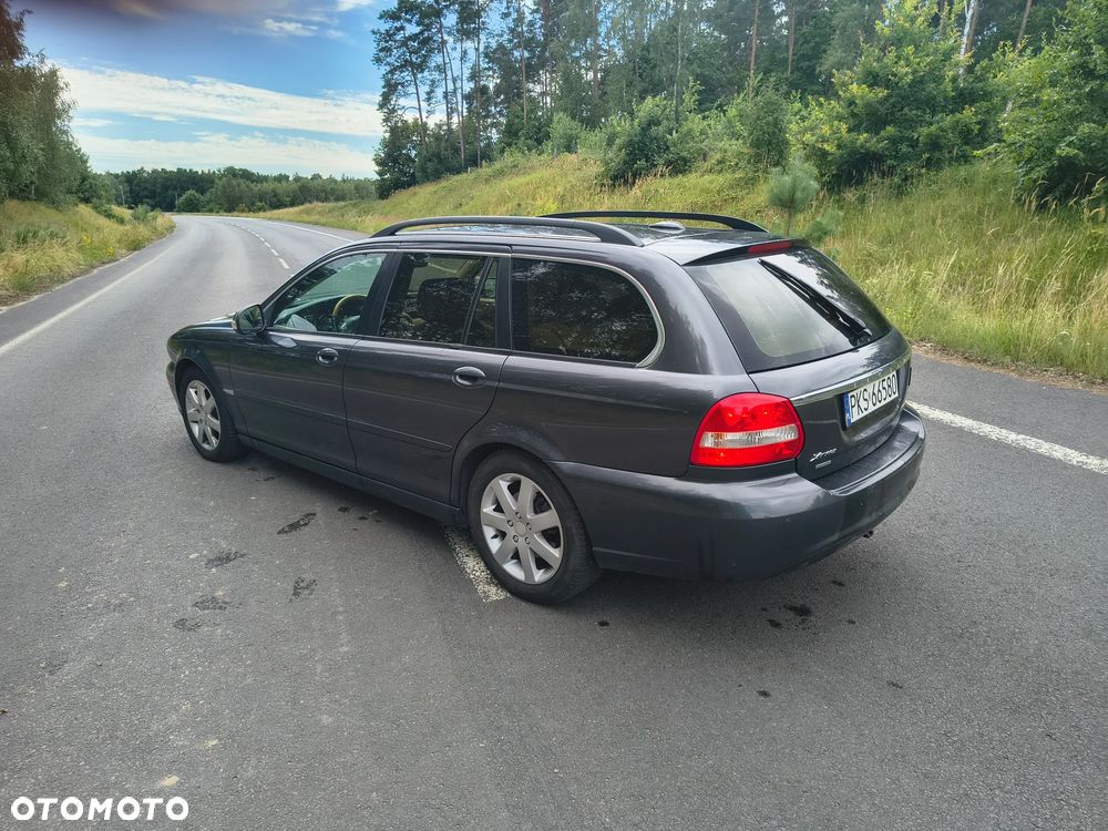 Jaguar X-Type - 4
