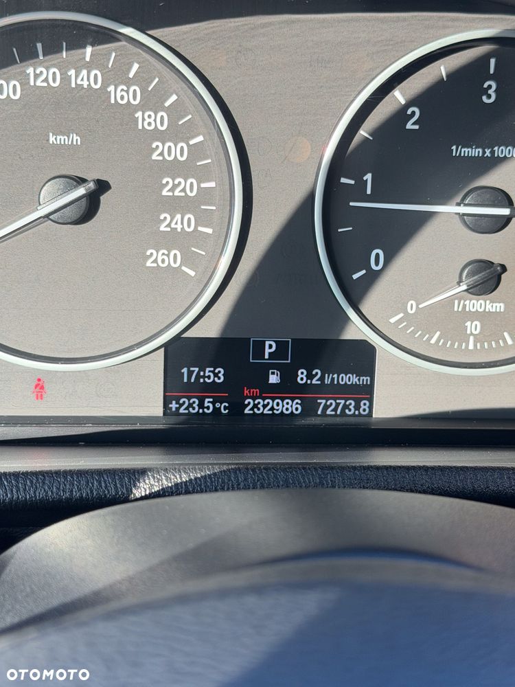BMW X3 xDrive20d - 17