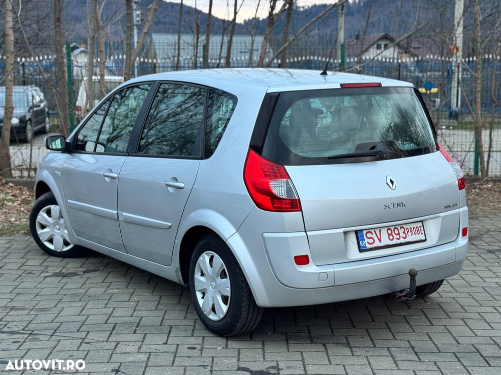 Renault Scenic II 1.6 Dynamique - 2