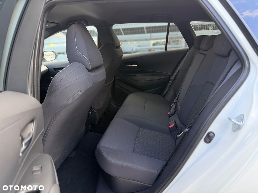 Toyota Corolla 1.8 Hybrid Comfort - 12