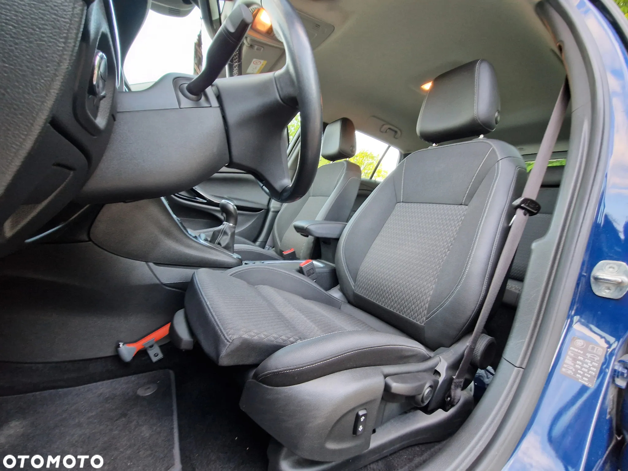 Opel Astra V 1.4 T Dynamic S&S - 24