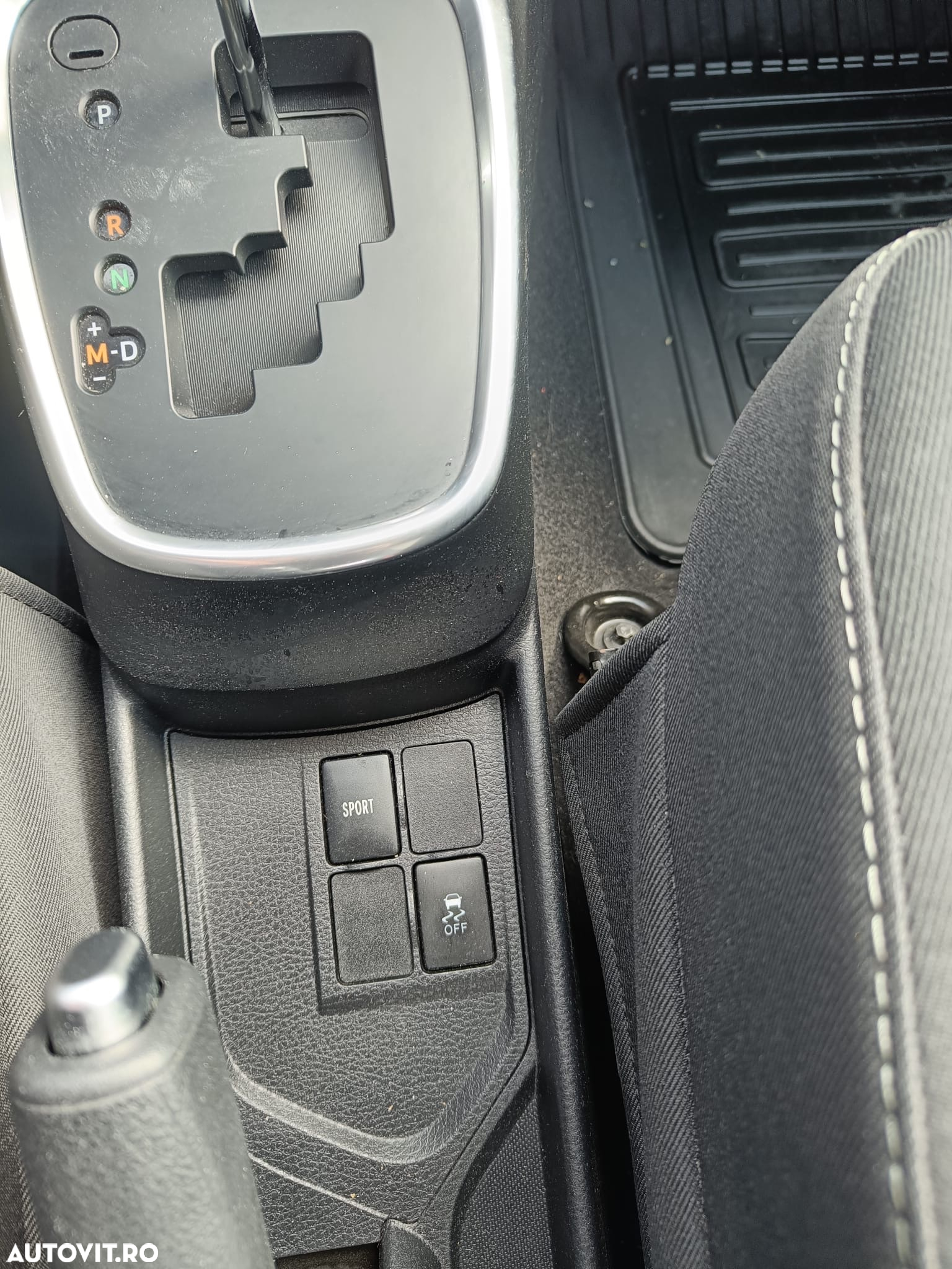 Toyota Yaris - 16