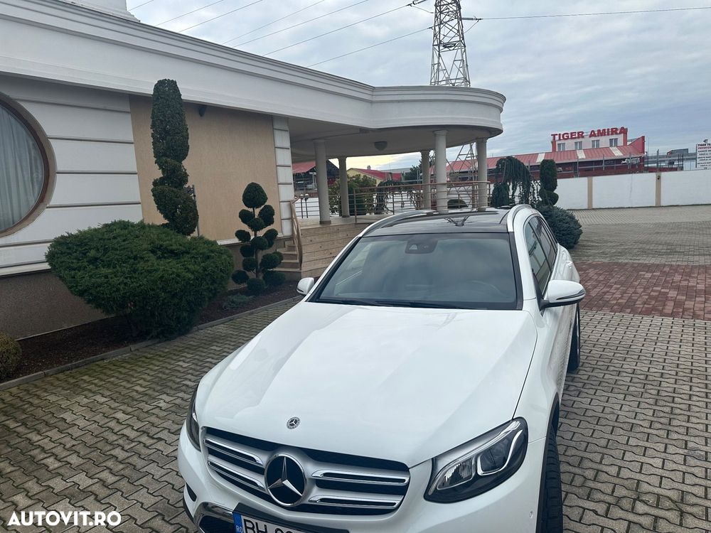 Mercedes-Benz GLC 250 4MATIC - 3