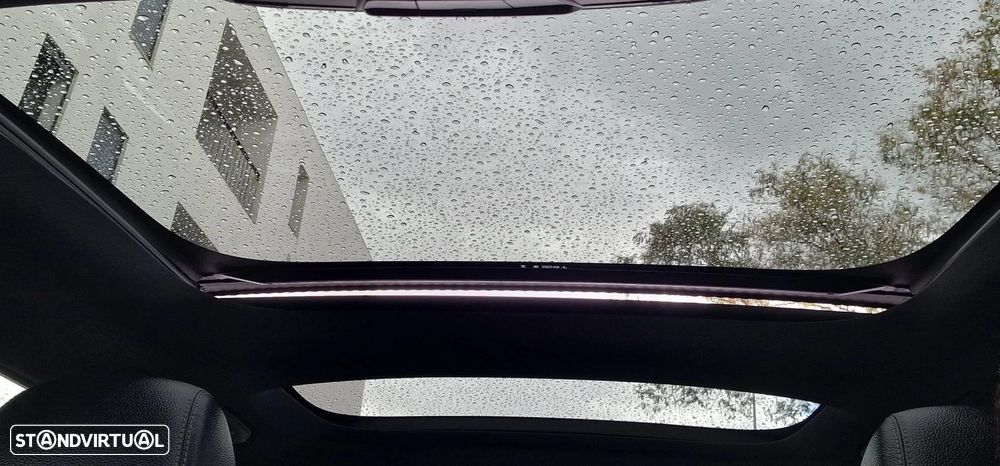 Mercedes-Benz E 300 de 9G-TRONIC AMG Line - 29