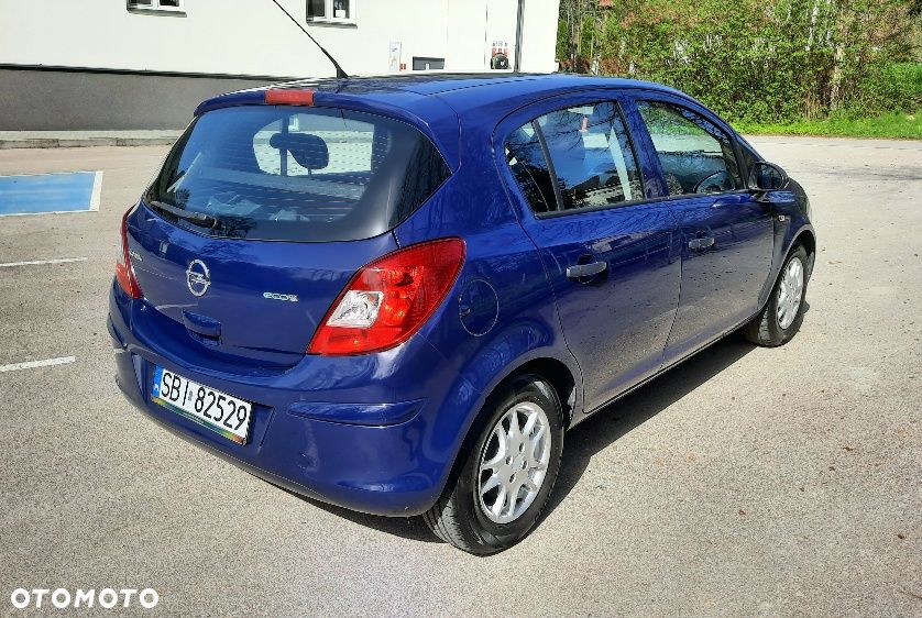 Opel Corsa 1.2 16V Essentia - 7