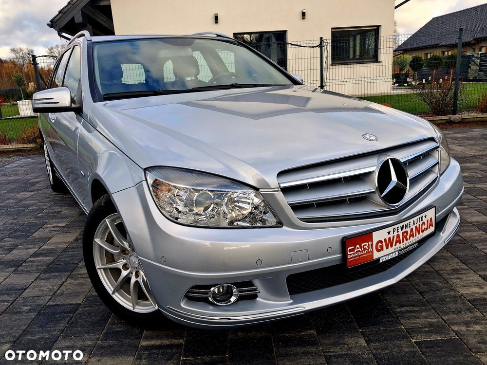 Mercedes-Benz Klasa C 180 CGI Automatik BlueEFFICIENCY Elegance - 11