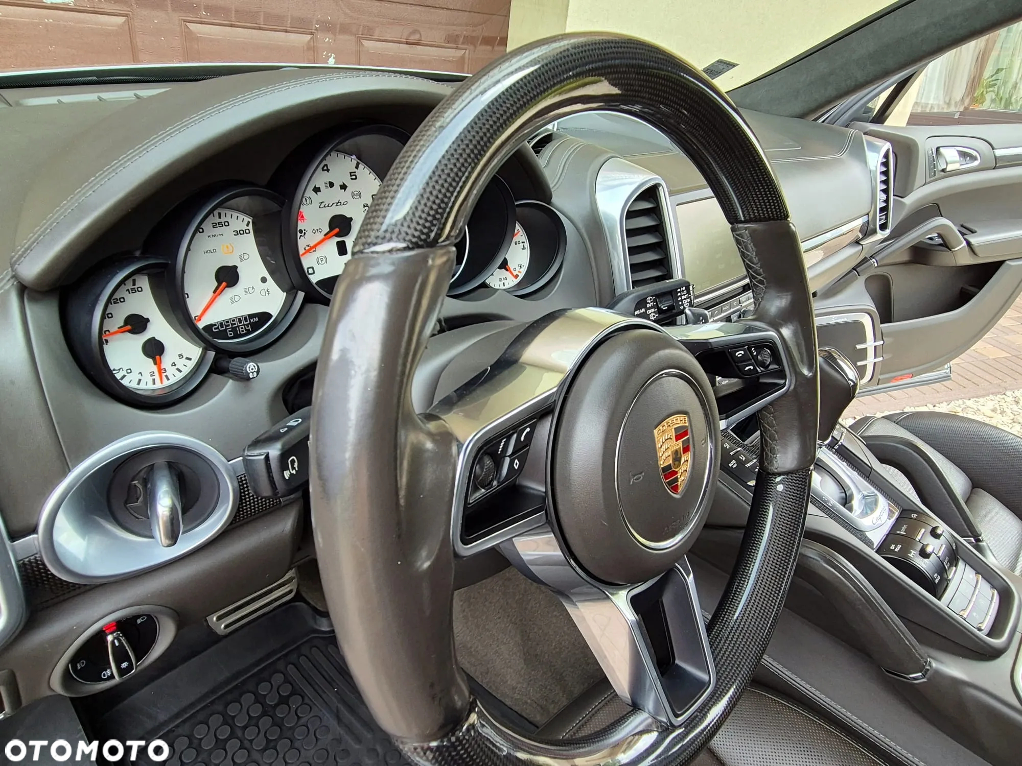 Porsche Cayenne Turbo - 24