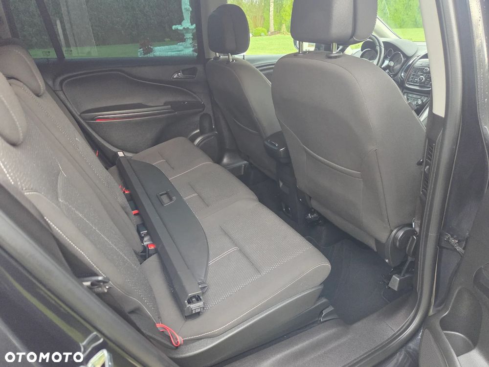 Opel Zafira Tourer 2.0 CDTI ecoFLEX Start/Stop Business Innovation - 24