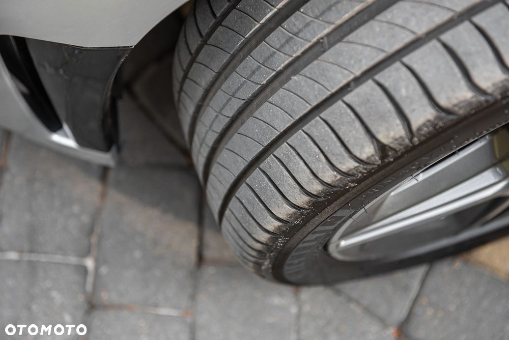 Mercedes-Benz Klasa C AMG 43 4Matic 9G-TRONIC - 40