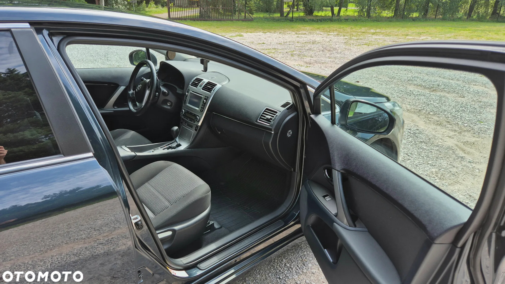 Toyota Avensis 1.8 Multidrive S Sol - 12