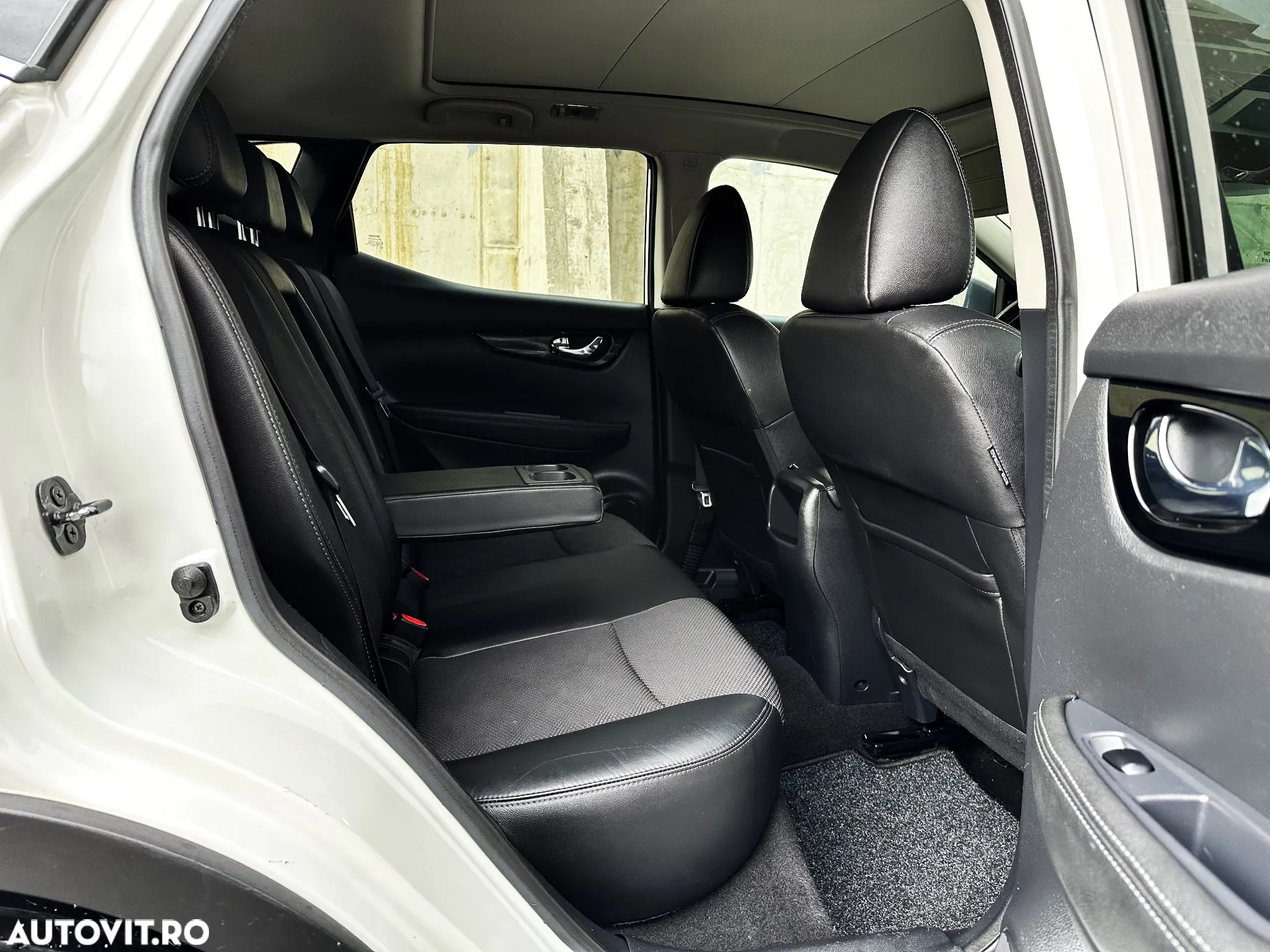 Nissan Qashqai 1.5 DCI TEKNA - 11