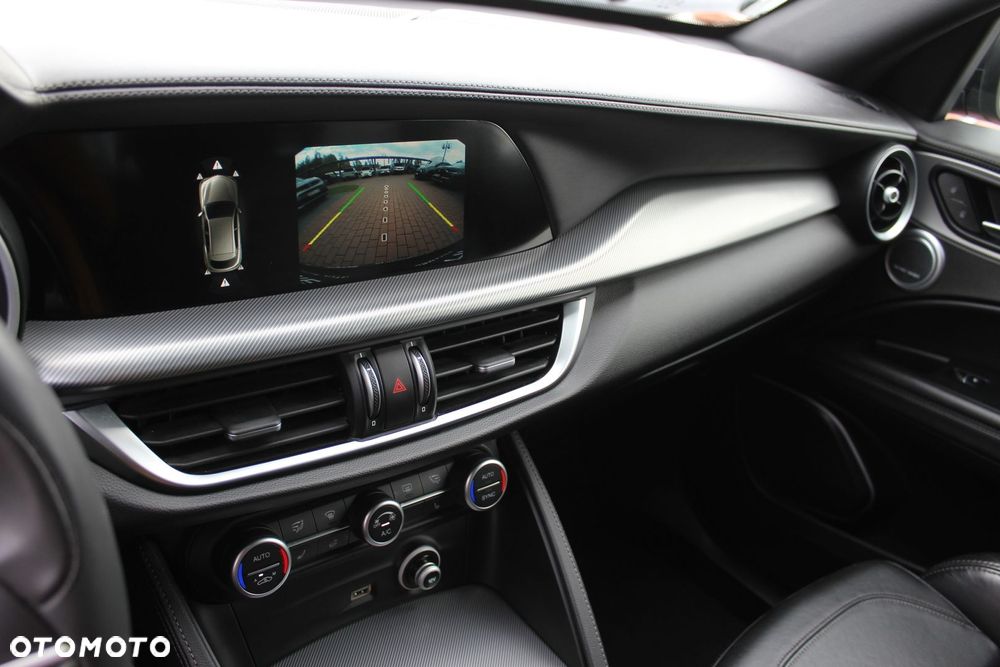 Alfa Romeo Stelvio 2.2 JTDM Veloce Q4 - 8